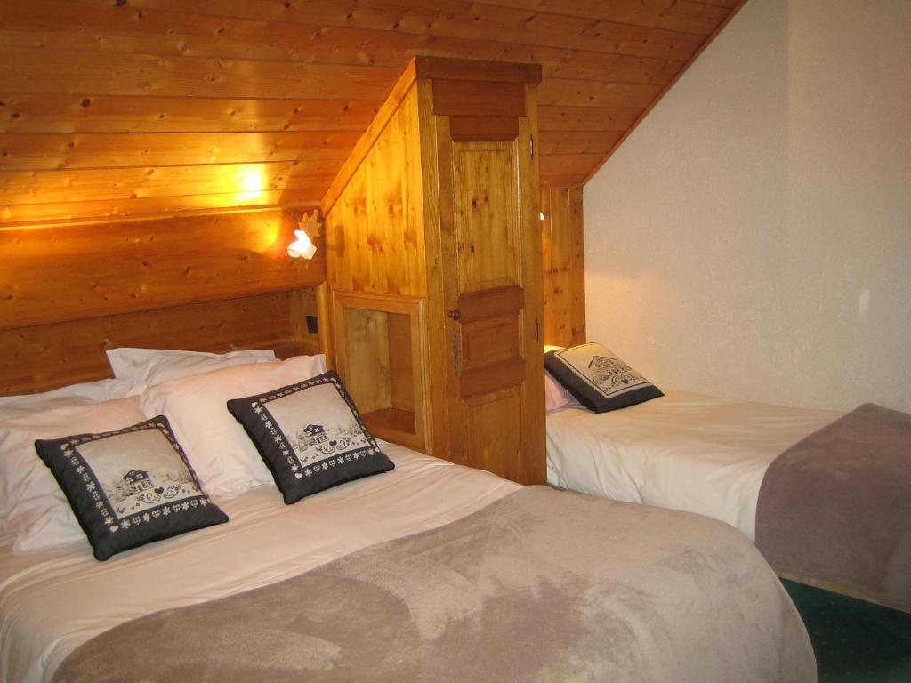 Chalet Hotel Regina Les Gets Quarto foto